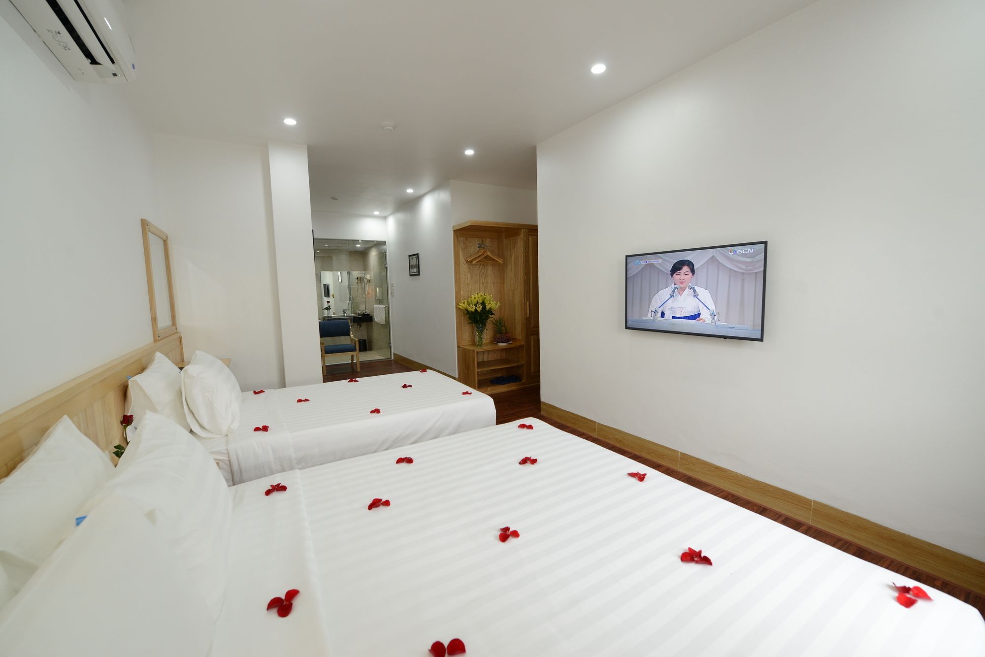 Blue Hanoi Inn City Hotel Exterior photo