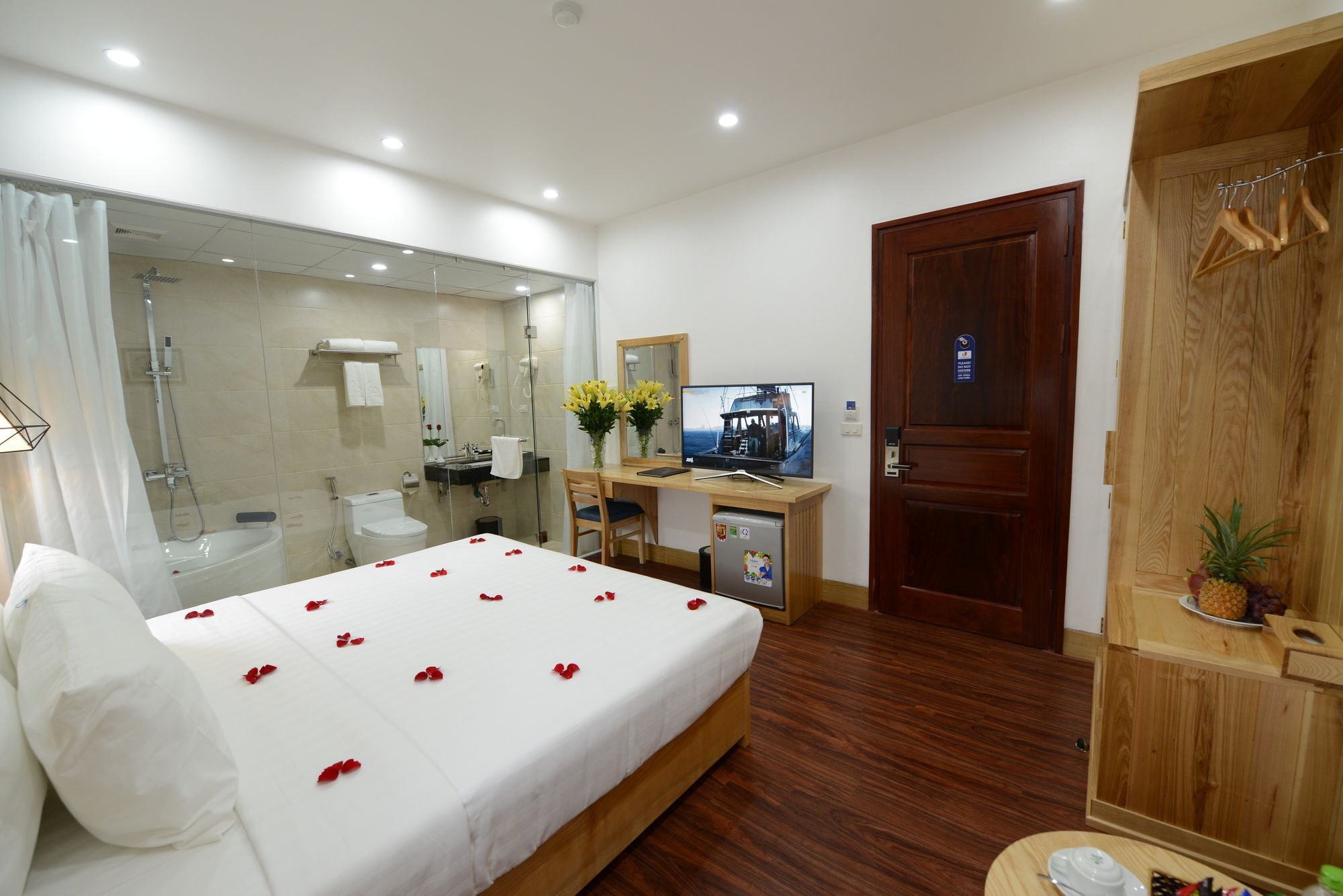 Blue Hanoi Inn City Hotel Exterior photo