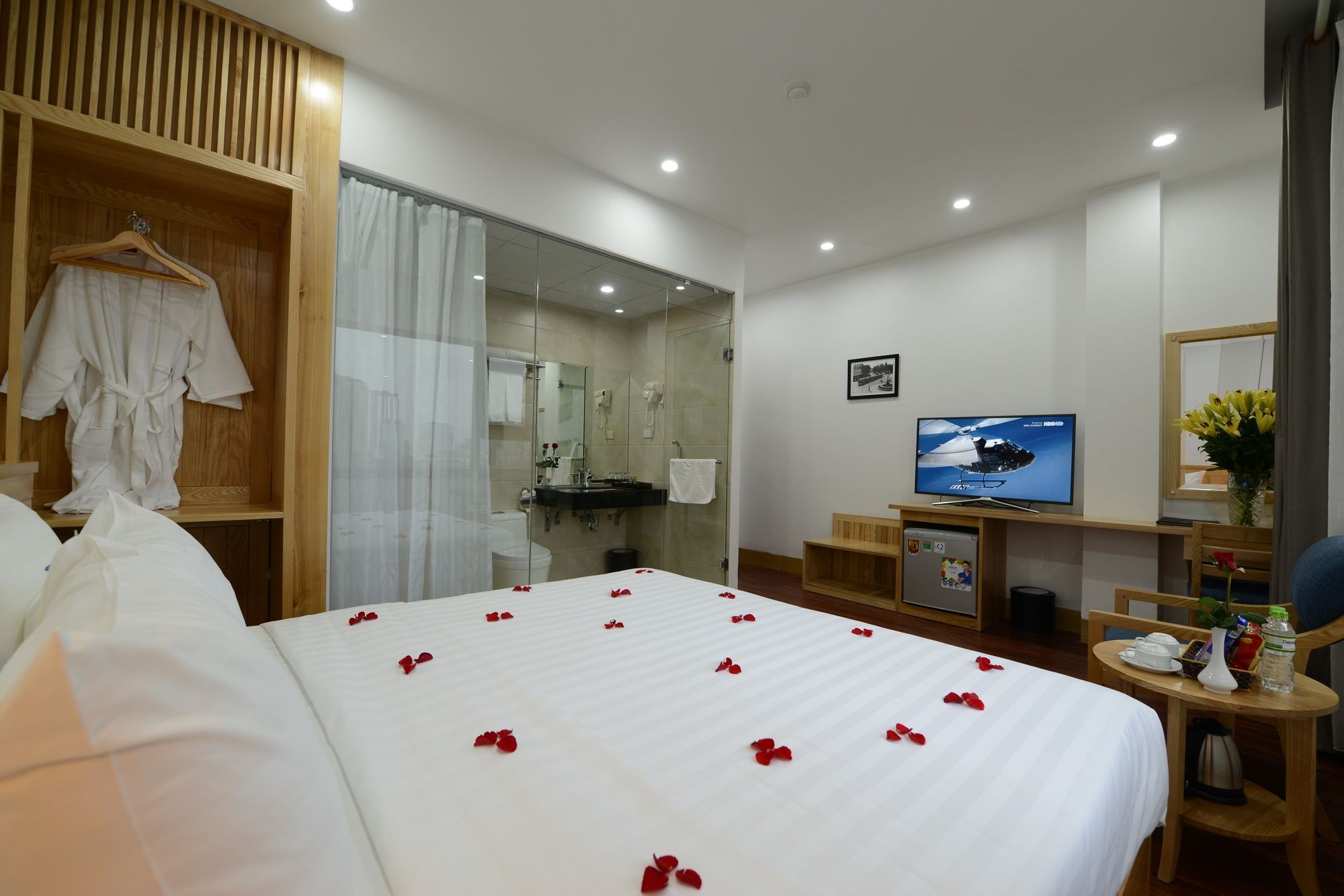 Blue Hanoi Inn City Hotel Exterior photo