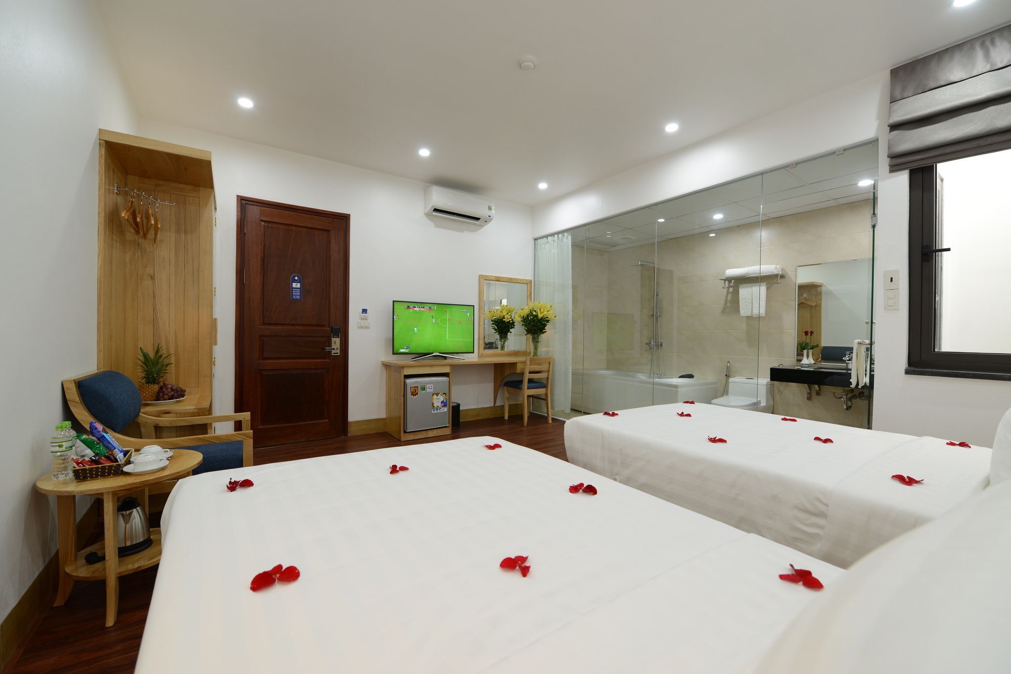 Blue Hanoi Inn City Hotel Exterior photo